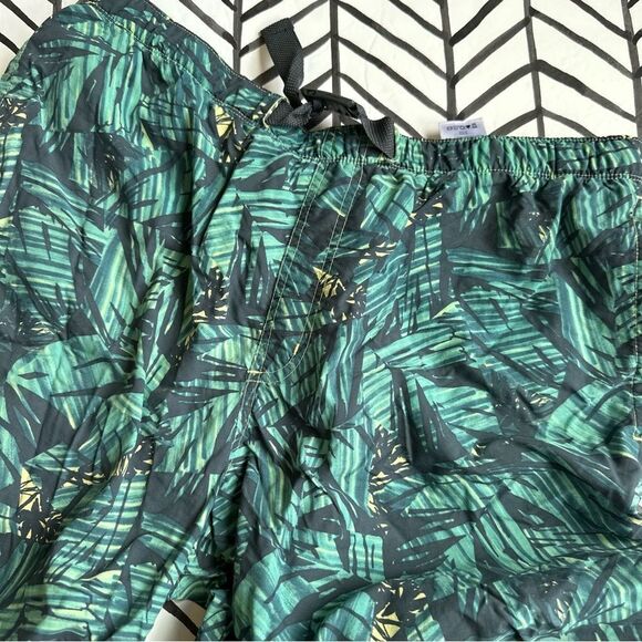 Columbia Men's Size L Blue and Green Tropical Floral Print Swim Trunk Shorts - Picture 1 of 4